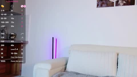 Victoria online show from November 26, 2025, 7:26 pm