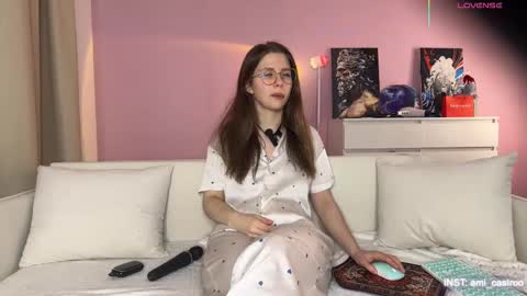 Snapshot of ameliia_castro chatting on March 26, 2026, 3:23 am Ameliia castro online show from March 26, 2026, 3:23 am
