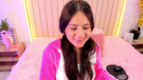 Snapshot of ameliiaa_smith chatting on January 18, 2025, 5:20 am Amelia online show from January 18, 2025, 5:20 am