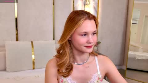 AmeliRoyse online show from April 25, 2026, 5:54 pm