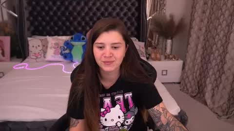 amellymillyy online show from September 27, 2025, 1:38 pm