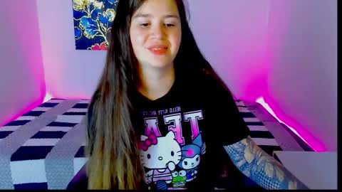 amellymillyy online show from November 12, 2025, 12:00 am