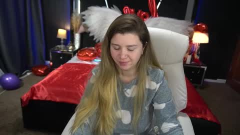 Snapshot of amellymillyy chatting on February 11, 2026, 6:51 am amellymillyy online show from February 11, 2026, 6:51 am