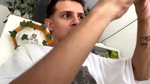 Snapshot of americanbig_dick chatting on February 26, 2026, 9:14 pm Lucian online show from February 26, 2026, 9:14 pm