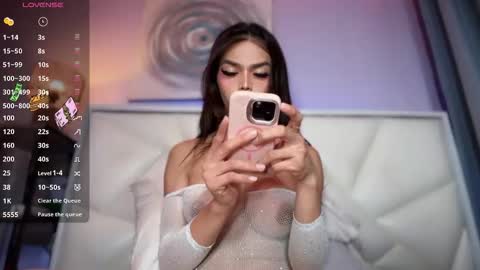 Snapshot of amethyst_ts chatting on January 16, 2026, 11:47 am AMETHYST look at my BIO online show from January 16, 2026, 11:47 am