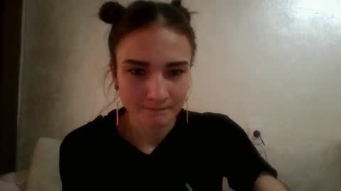 Snapshot of amethystnight_ chatting on March 4, 2025, 9:40 am Julia online show from March 4, 2025, 9:40 am