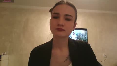 Snapshot of amethystnight_ chatting on March 6, 2025, 7:25 am Julia online show from March 6, 2025, 7:25 am
