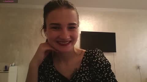 Snapshot of amethystnight_ chatting on March 7, 2025, 11:07 am Julia online show from March 7, 2025, 11:07 am