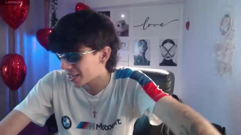 Snapshot of amethystshadow chatting on February 19, 2026, 7:54 pm amethystshadow online show from February 19, 2026, 7:54 pm