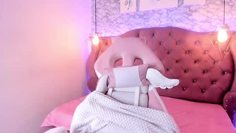 Snapshot of ametrix_ chatting on January 12, 2025, 1:00 am online show from January 12, 2025, 1:00 am