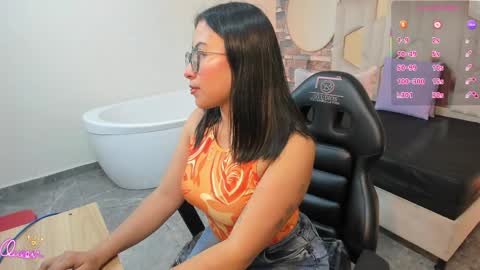 Snapshot of amhira_tay chatting on May 11, 2026, 10:40 pm amhira_tay online show from May 11, 2026, 10:40 pm