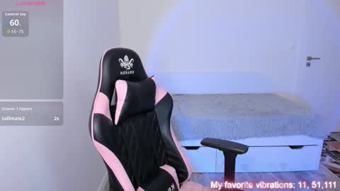 Snapshot of ami_amour_ chatting on January 16, 2026, 12:53 pm Hi-hi I am Kate welcome to my sexy room online show from January 16, 2026, 12:53 pm