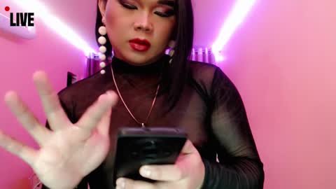 Snapshot of amiadoll chatting on December 20, 2024, 8:55 pm Queen Mireska online show from December 20, 2024, 8:55 pm