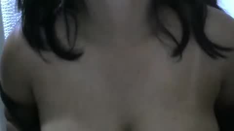 amichouu online show from December 5, 2025, 7:32 pm