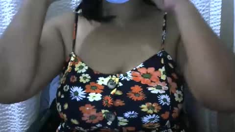 amichouu online show from December 22, 2025, 2:25 pm