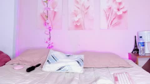 AmiiClark  online show from March 21, 2026, 7:06 pm