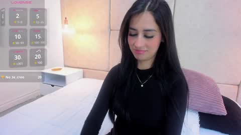 Snapshot of amiirra_ chatting on December 12, 2024, 8:43 pm Amira sweet online show from December 12, 2024, 8:43 pm