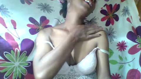 aminah01 online show from February 24, 2026, 6:55 am