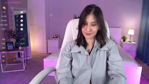 Snapshot of aminegulse chatting on January 24, 2025, 9:39 am Camilla online show from January 24, 2025, 9:39 am