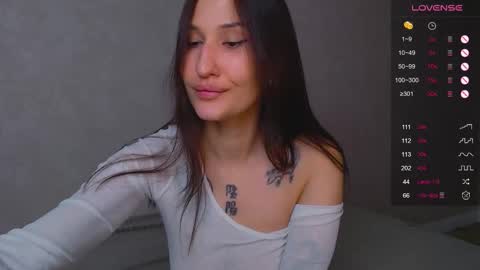 Snapshot of aminegulse chatting on November 19, 2025, 12:10 am Camilla online show from November 19, 2025, 12:10 am