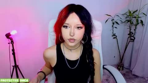 Snapshot of amiraaa__ chatting on February 24, 2026, 11:41 am online show from February 24, 2026, 11:41 am