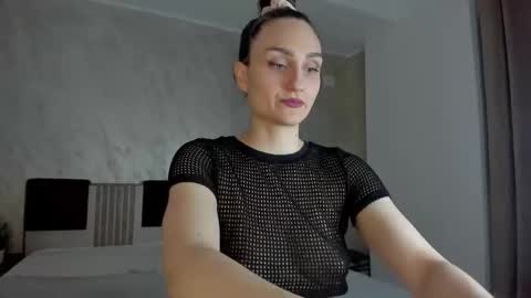 AmiraAnne online show from March 19, 2026, 7:29 pm