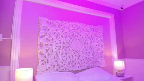 amirajones online show from May 16, 2026, 8:07 pm