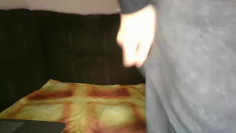 Snapshot of amiri_sweater chatting on February 28, 2025, 9:58 am amiri_sweater online show from February 28, 2025, 9:58 am