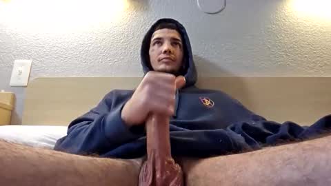 Snapshot of amiri_sweater chatting on November 28, 2025, 8:06 am amiri_sweater online show from November 28, 2025, 8:06 am