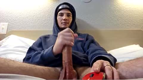 Snapshot of amiri_sweater chatting on December 4, 2025, 2:59 pm amiri_sweater online show from December 4, 2025, 2:59 pm