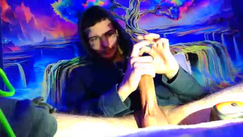 Snapshot of amiri_sweater chatting on December 15, 2025, 8:18 am amiri_sweater online show from December 15, 2025, 8:18 am