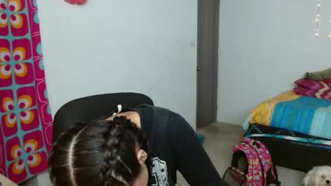 Snapshot of amitlu_ chatting on October 6, 2025, 4:15 pm amitlu_ online show from October 6, 2025, 4:15 pm