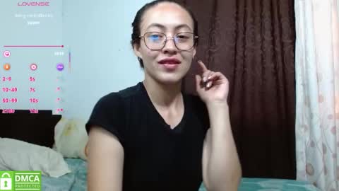 amitlu_ online show from June 4, 2026, 10:27 pm