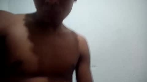 Snapshot of amlexis chatting on December 19, 2025, 5:25 am sandercito635 online show from December 19, 2025, 5:25 am