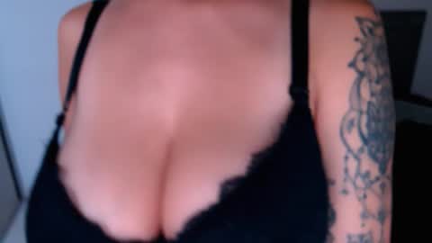 diana online show from May 15, 2026, 11:23 pm