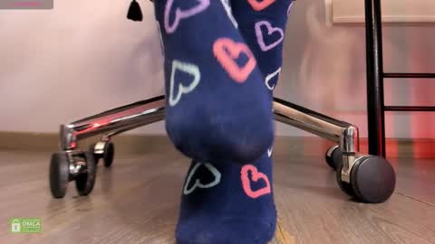 Amelia online show from October 28, 2025, 4:27 am