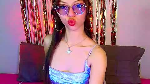 Snapshot of ammeliejoy chatting on September 18, 2025, 2:35 am Ammelie online show from September 18, 2025, 2:35 am