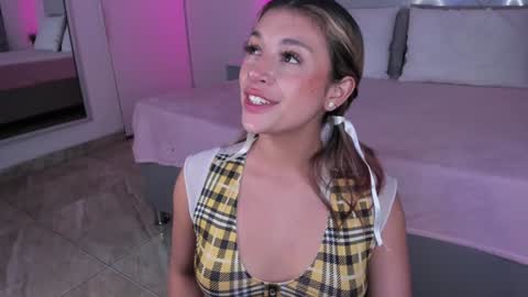 Snapshot of ammy_camm chatting on January 11, 2025, 7:06 am Ammy  online show from January 11, 2025, 7:06 am