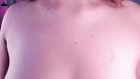 Snapshot of ammy_camm chatting on February 26, 2025, 2:26 am Ammy  online show from February 26, 2025, 2:26 am