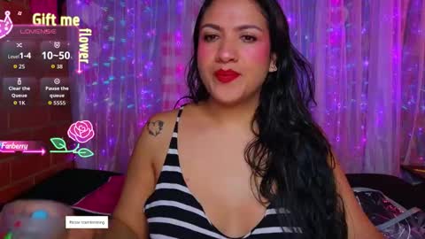 Snapshot of ammy_stones1 chatting on September 19, 2025, 10:05 am Ammy Stones online show from September 19, 2025, 10:05 am