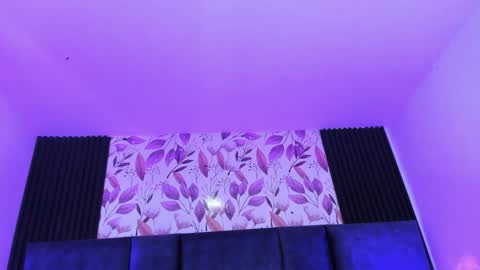 Snapshot of ammyjoness_ chatting on February 10, 2025, 9:36 pm Ammy Jones online show from February 10, 2025, 9:36 pm