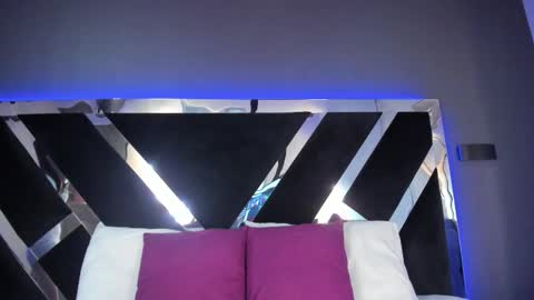 Snapshot of ammyjoness_ chatting on February 4, 2026, 7:42 pm Ammy Jones online show from February 4, 2026, 7:42 pm