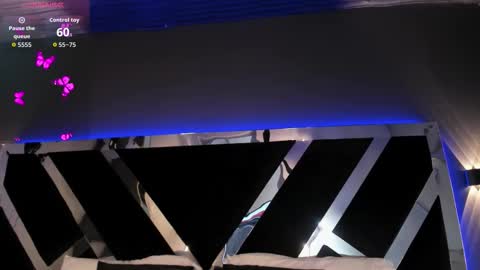 Snapshot of ammyjoness_ chatting on February 18, 2026, 7:10 pm Ammy Jones online show from February 18, 2026, 7:10 pm