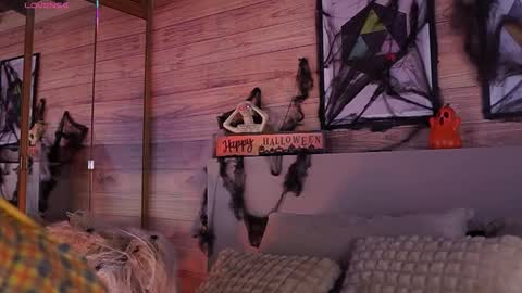 Snapshot of ammyscott1 chatting on October 23, 2025, 11:35 pm Ammy Scott online show from October 23, 2025, 11:35 pm