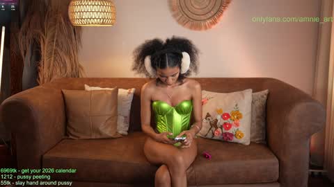 Snapshot of amnie_ chatting on November 21, 2025, 9:13 pm RETURN 30TH 100 explicit on online show from November 21, 2025, 9:13 pm