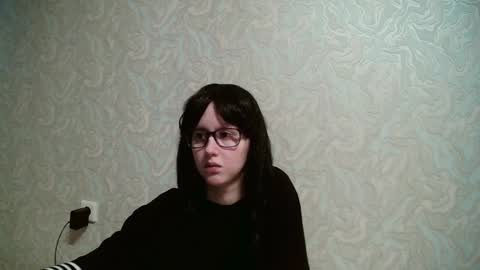 Amomira online show from December 18, 2024, 10:40 am