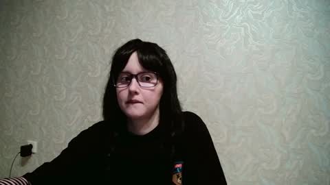 Amomira online show from March 12, 2025, 3:07 pm