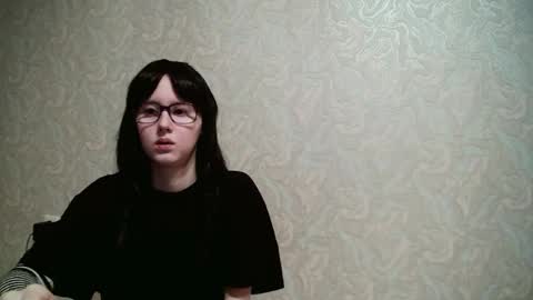 Amomira online show from October 19, 2025, 3:07 am