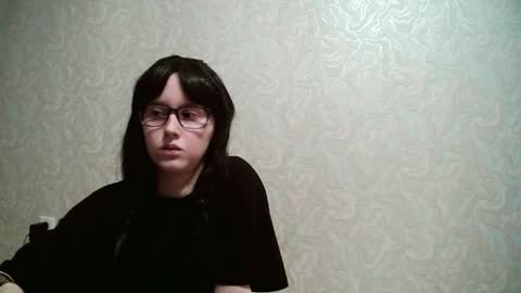 Snapshot of amomira_honeyx chatting on December 16, 2025, 7:24 am Amomira honeyx online show from December 16, 2025, 7:24 am