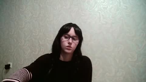 Amomira honeyx online show from June 22, 2026, 7:49 am